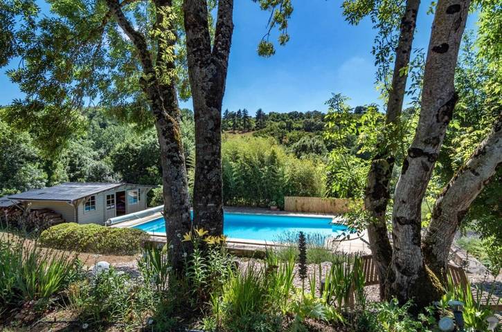 Location de vacances pour 8 personnes, avec jardin et piscine, adapté aux familles à La Fouillade - 2