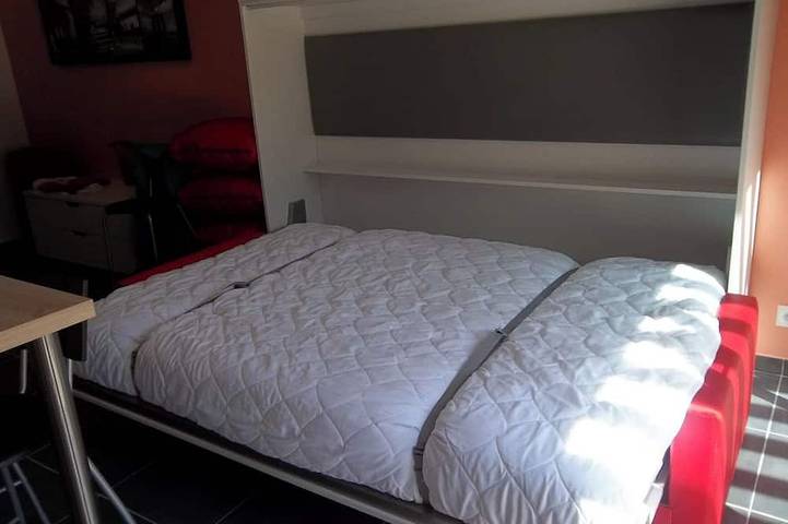 Gîte pour 4 personnes, avec terrasse dans Plage La Capte - 2