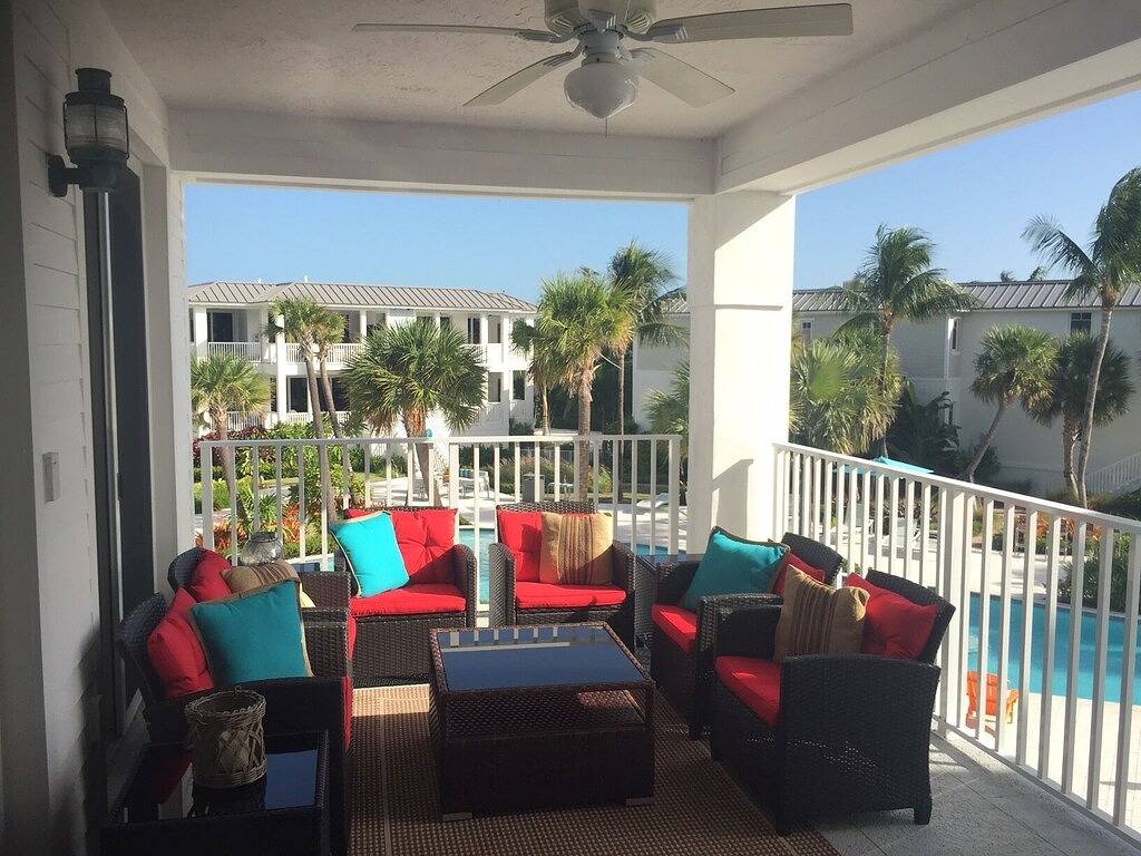 Ganze Wohnung, Sunrise Haven im Maison Matecumbe - Gated 3Bd, 3Ba Condo - Strand, Pool und Whirlpool in Upper Matecumbe Key, Islamorada