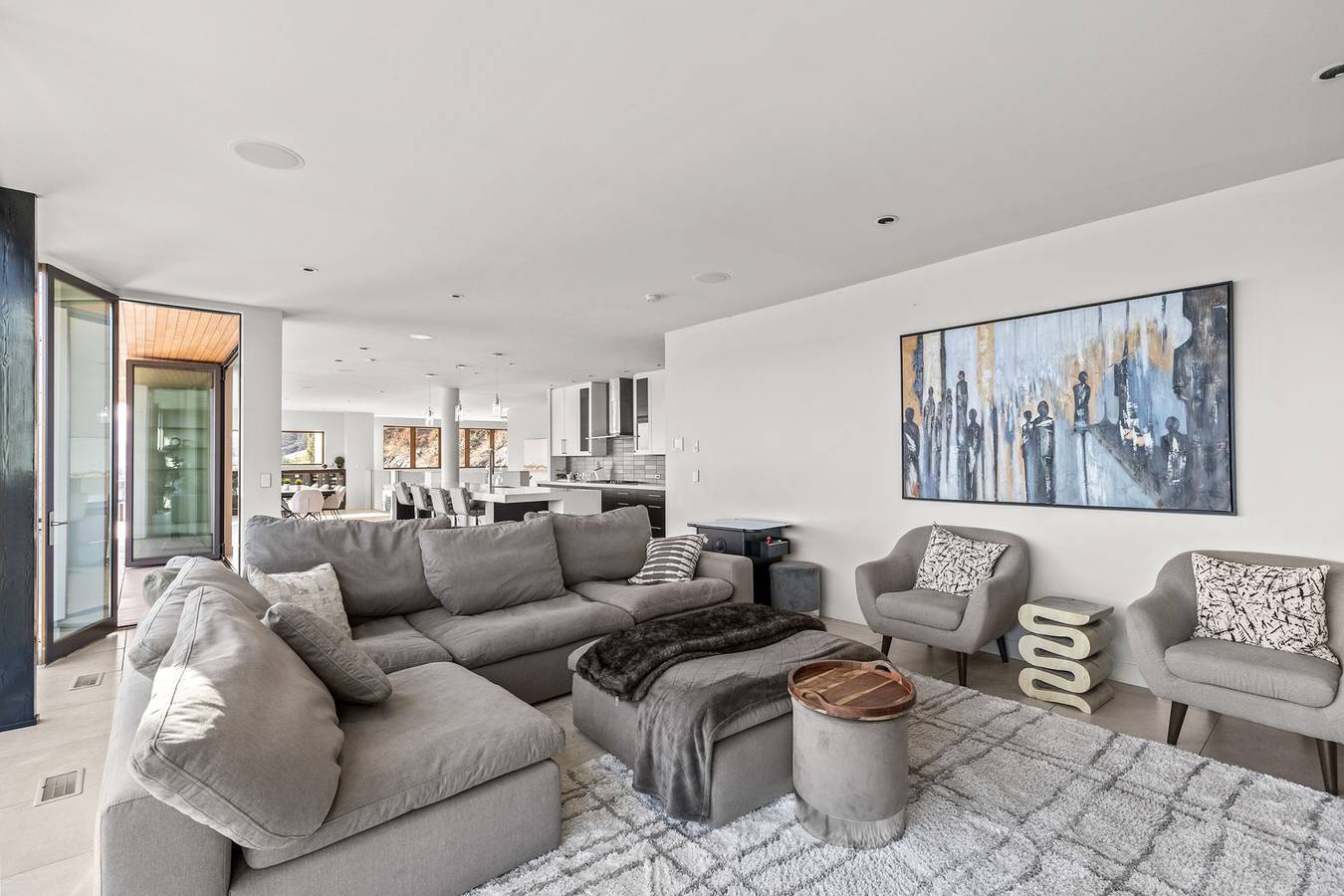 Serene Wave Estate in West Kelowna in West Kelowna, Crystal Mountain