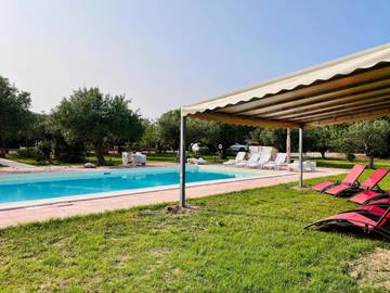Maison d’hôte pour 2 personnes, avec vue ainsi que piscine et jardin, animaux acceptés en Sicile