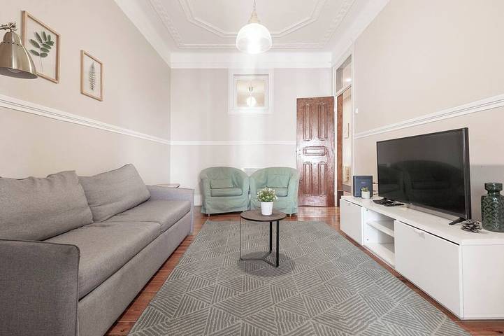 Vacation rental for 10 people in Lisbon