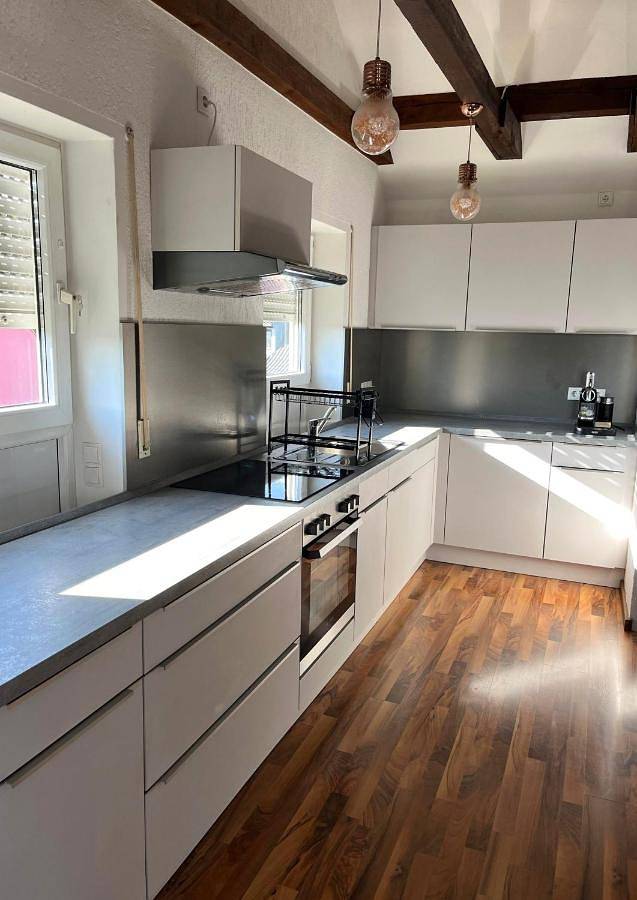 Ferienwohnung für 7 Personen, mit Ausblick und Seeblick sowie Balkon in Fränkisches Weinland - 3