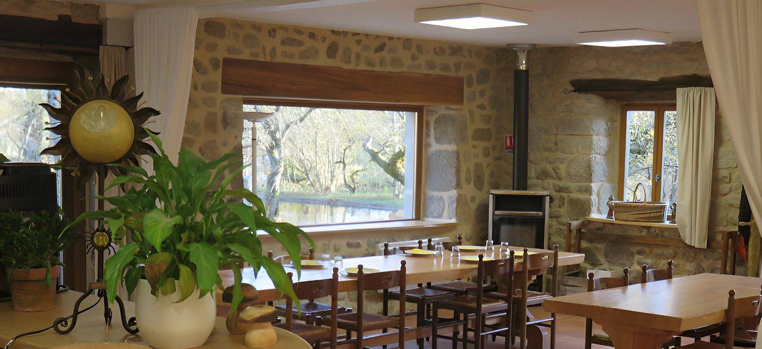 Les Soleils - Chambre Bois in Mérinchal, Région d'Aubussargues