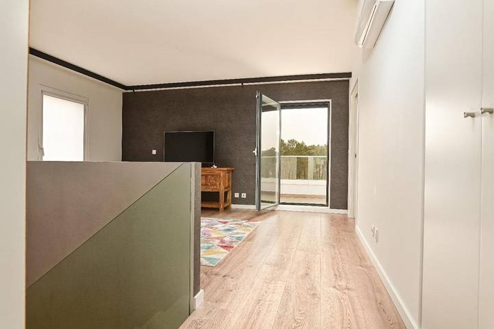 Gîte pour 6 personnes, avec jardin ainsi que piscine et vue dans Lagoa de Albufeira - 4