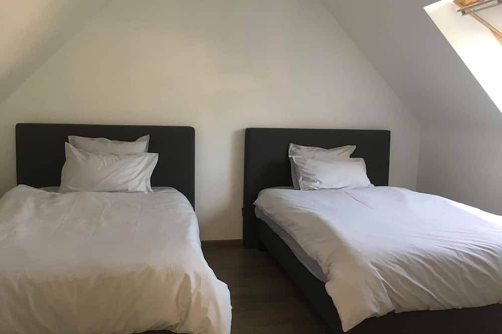 Kipili Spirit House - Luxury house with garden in Nivelles, Wallonisch-Brabant