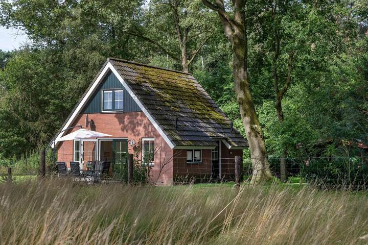 Vakantiehuis voor 6 personen, with Terras and Tuin as well as Uitzicht in Markelo
