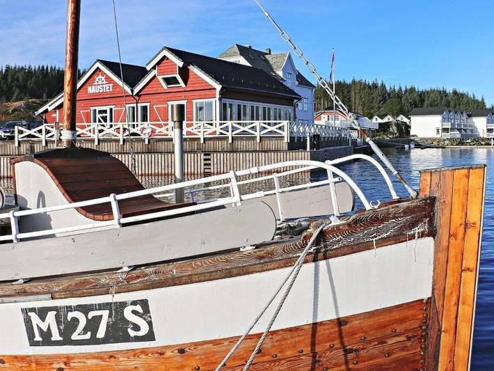 Ferienhaus für 6 Personen, mit Terrasse in Austrheim - 3