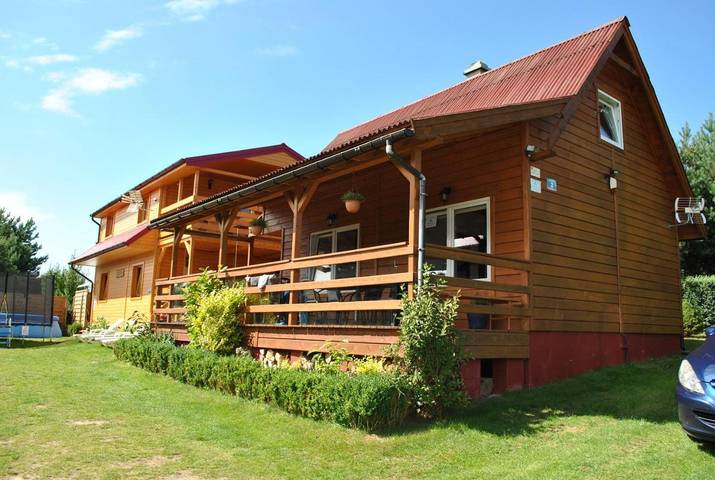 Dom dla 9 osób, z widok i ogród oraz basen, Dla rodziny w Dębina