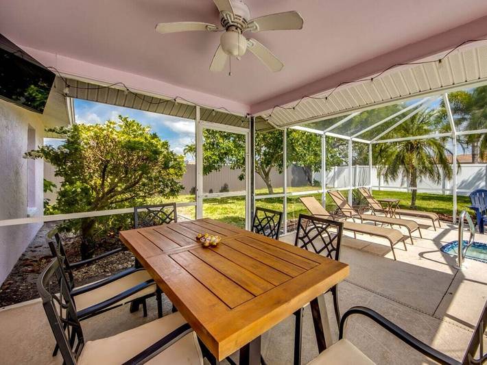 Villa mit 1 Schlafzimmer in Cape Coral, Southwest Florida