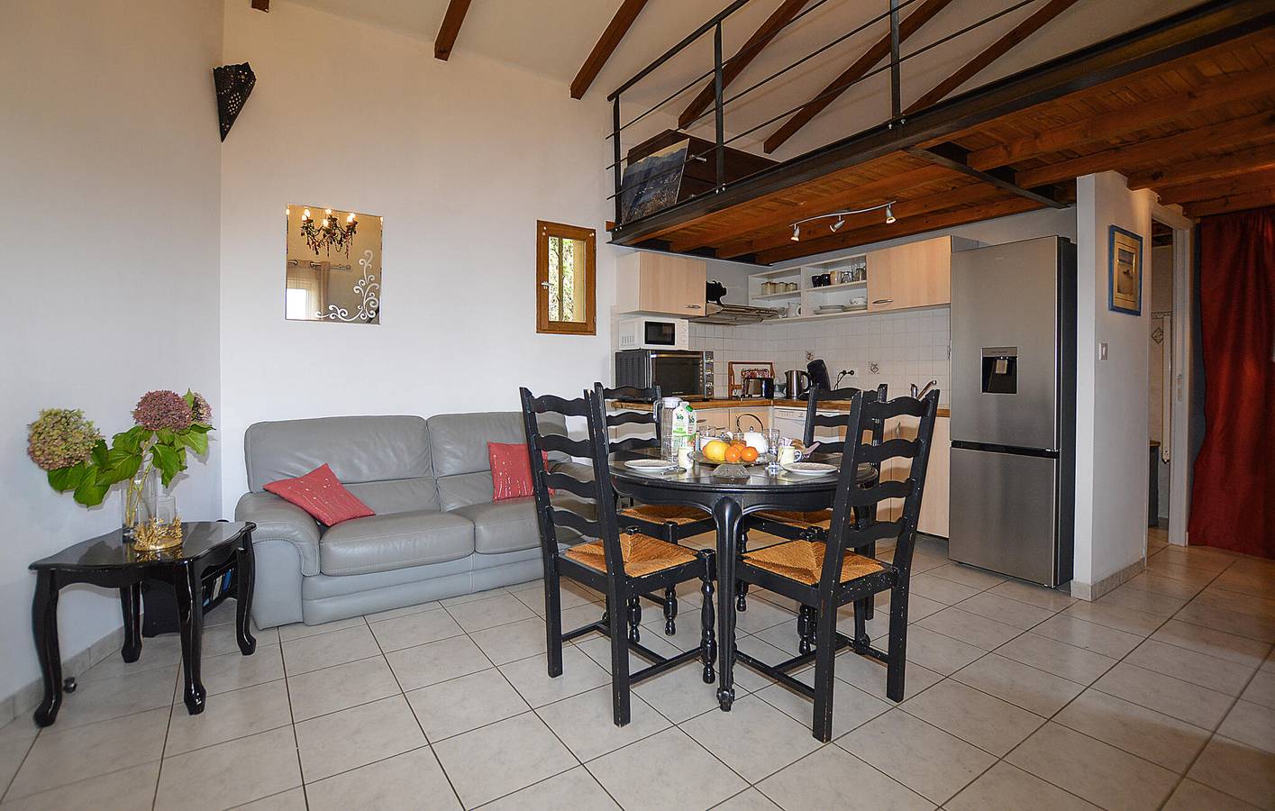 Appartamento intero, Accogliente appartamento con WiFi, terrazza e parcheggio - Vicino alla città e al fiume in Cuttoli-Corticchiato, Ajaccio e dintorni