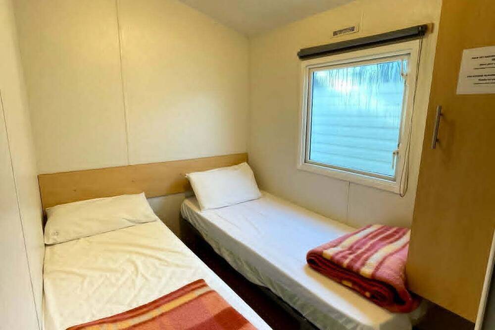 Mobil-home 6 personnes climatisé à la Londe-Les-Maures in La Londe-les-Maures, Parc national de Port-Cros