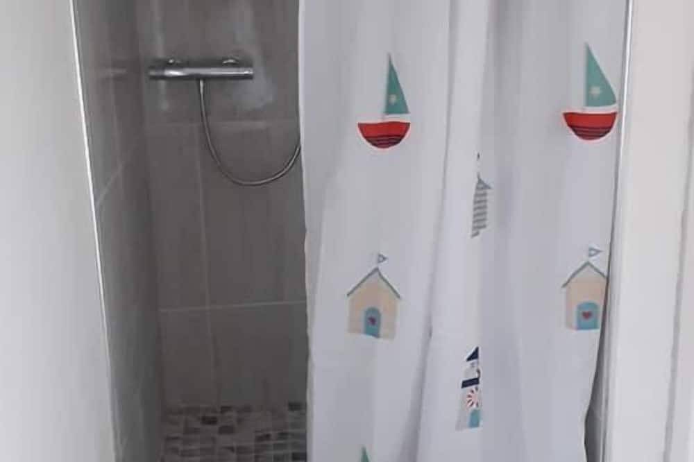 Ganze Wohnung, Tory Island 1-Bed Apt, Sleeps 4, Parking, Sea View in Glenties, County Donegal