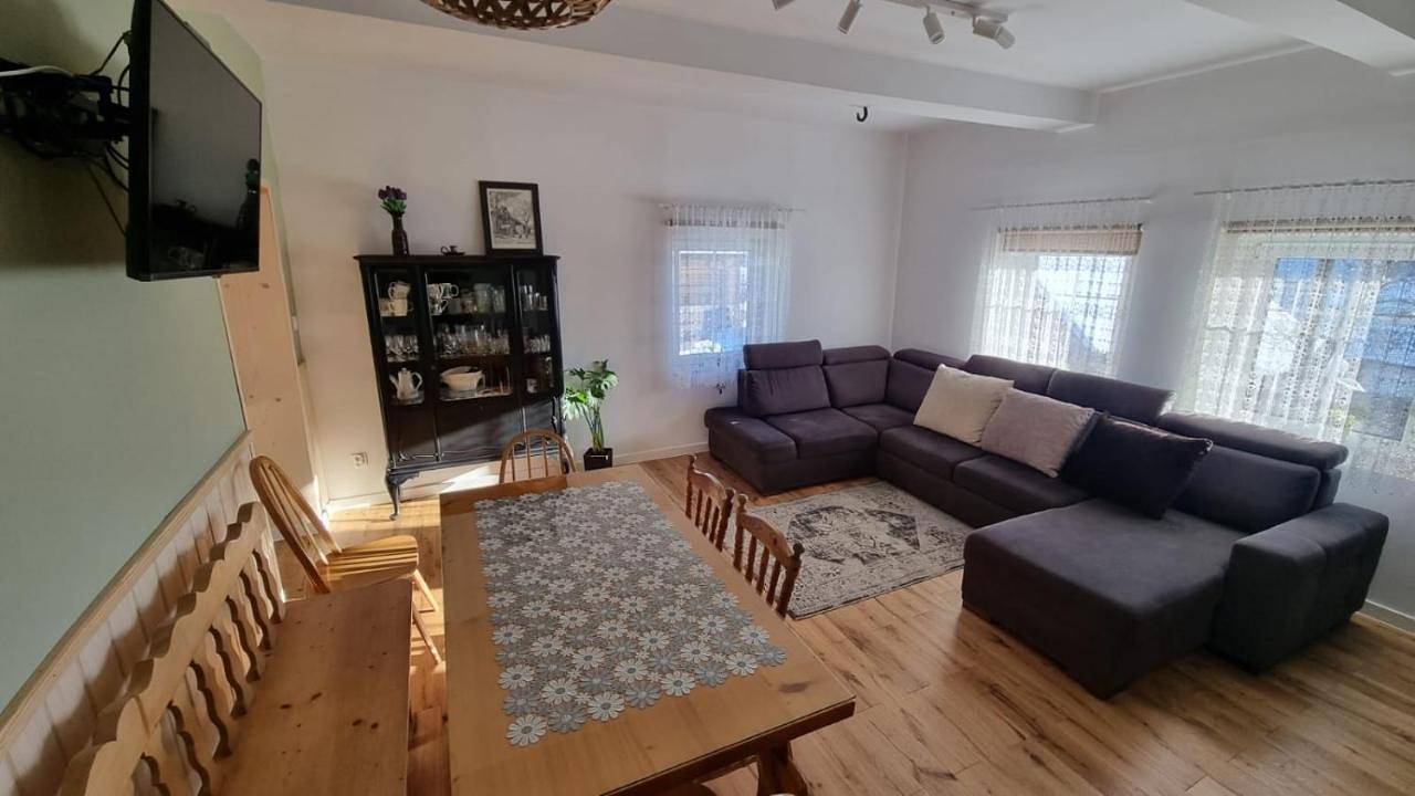 Koronkowa Chatka w Beskidach in Istebna, Karpaty (Polska)