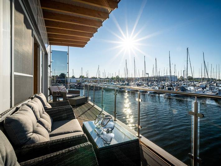 Boot für 4 Personen, mit Terrasse und Seeblick sowie Sauna am Greifswalder Bodden - 4