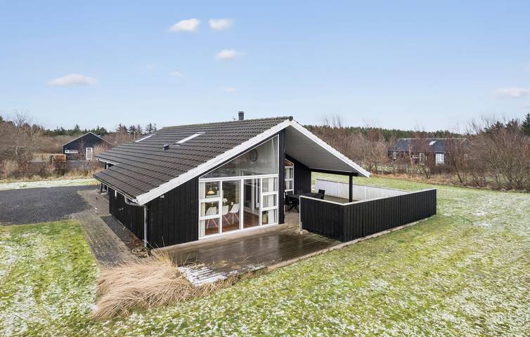 Ferienhaus für 8 Personen, mit Garten und Whirlpool sowie Sauna und Terrasse, mit Haustier in Tranum Strand