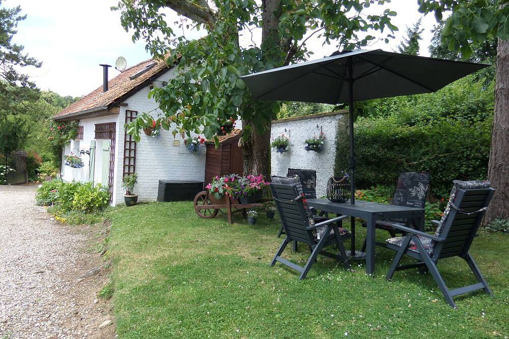 Detached Holiday Cottage,  Close To Market Town Of Hesdin . in Tortefontaine, Montreuil region