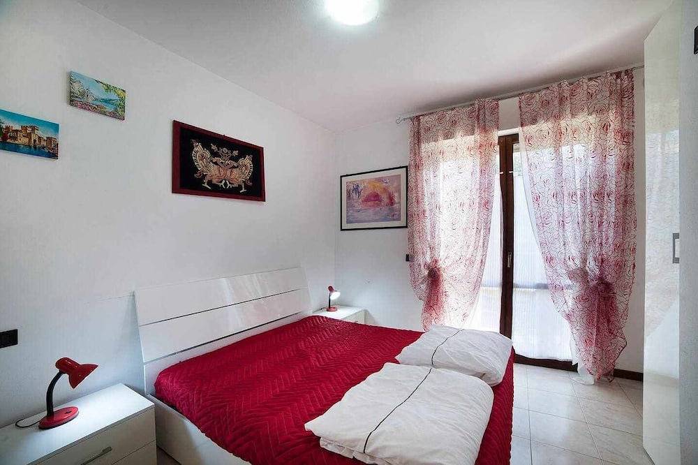 Ganze Wohnung, Residence Moky D13 - Pool,Garten,Air-con,Garage in Lazise, Gardasee-Berge