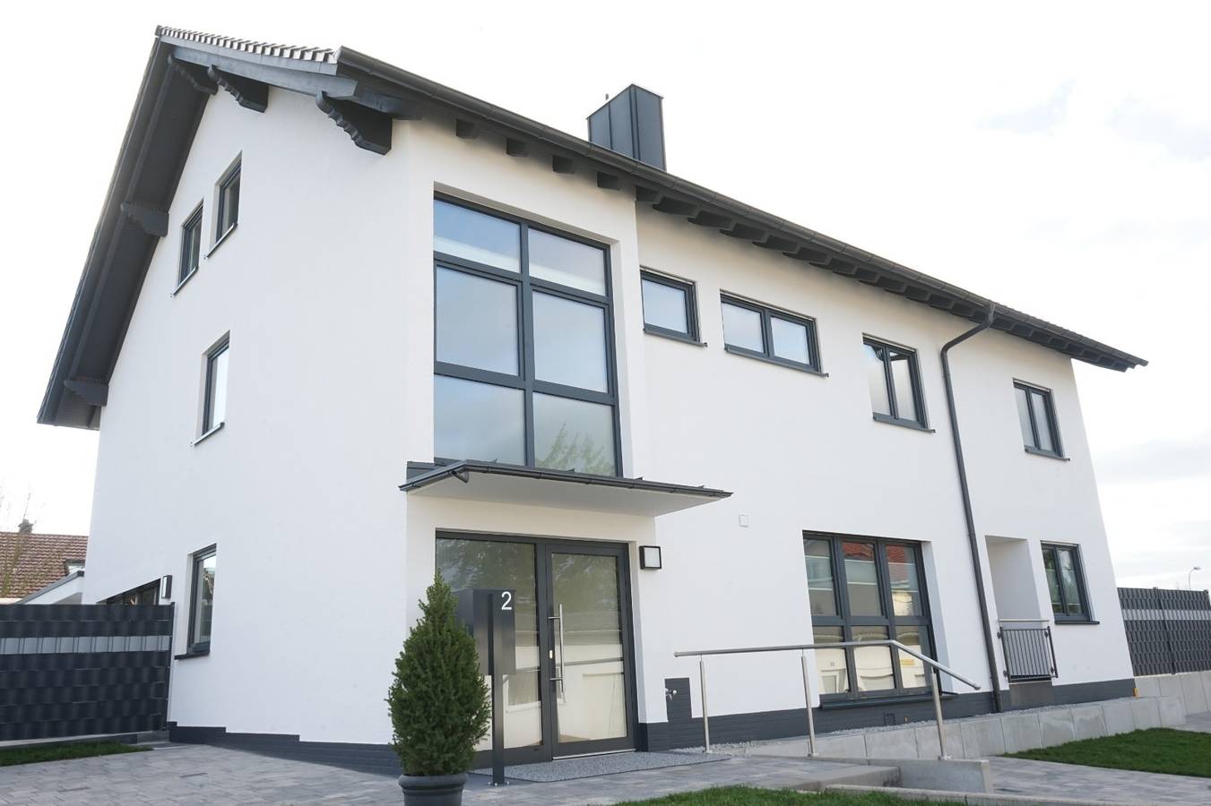 Best Boarding24 - Deluxe Appartement mit 3 Schlafzimmern in Sulzbach am Main, Main-Odenwald