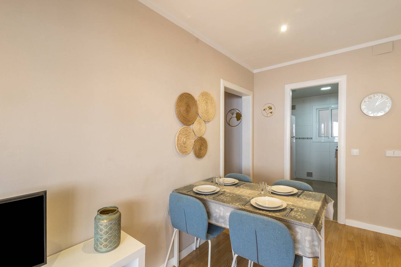 Ganze Wohnung, Apartment „A 5 Min De La Playa“ mit Balkon, Wlan und Klimaanlage in Premià de Mar, Costa del Maresme