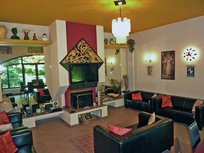 Location de vacances pour 12 personnes, avec sauna et terrasse ainsi que jardin et piscine, animaux acceptés à Pistoia - 3