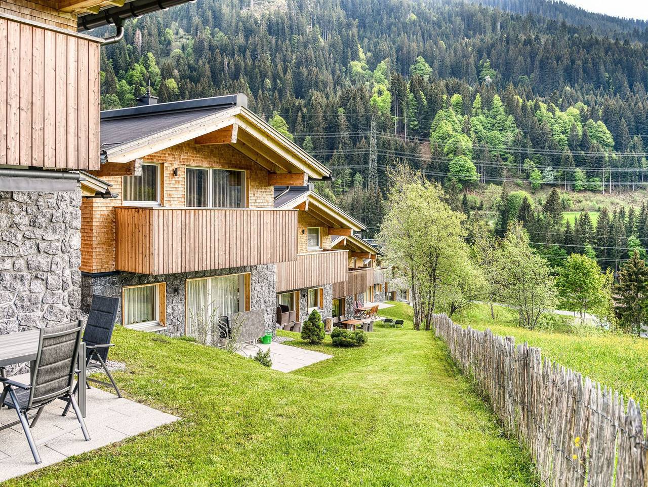 Ganze Ferienwohnung, Arlberg Chalets - Apartment Almenrausch in Wald am Arlberg, Dalaas