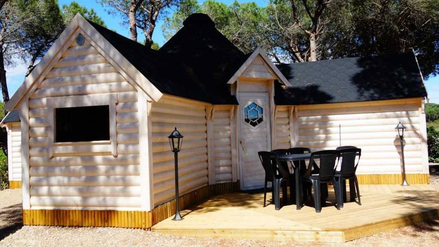 Chalet 3 étoiles - Piscine  - ccbahf0 in Bizanet, Côte d'Améthyste