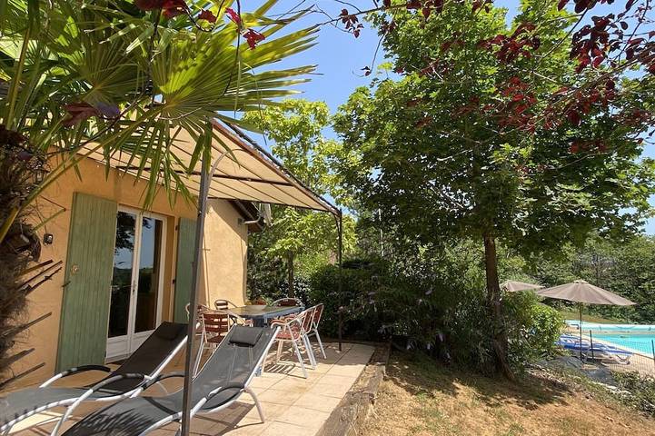 Gîte pour 5 personnes, avec Terrasse et Jardin