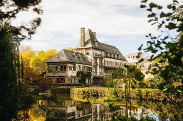 Hôtel pour 2 personnes, avec terrasse et jardin à Châteaubourg