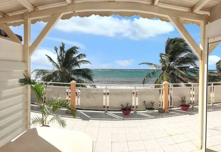 Gîte pour 2 personnes, avec terrasse dans Marie-Galante - 2