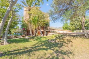 Finca in Capdepera, Mallorcas Küste für 10 