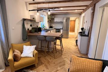 Gîte pour 6 personnes, avec balcon, adapté aux familles à Mittelhausbergen