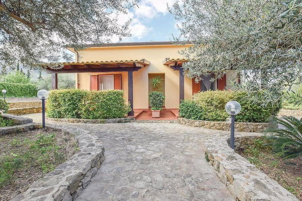 Appartement entier, Appartement confortable avec Wi-Fi à San Nicola L'Arena in Trabia, Province de Palerme