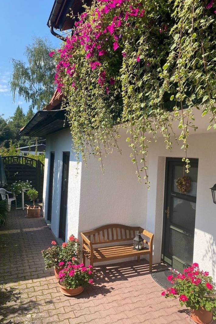 Ferienwohnung für 3 Personen, mit Terrasse und Ausblick in Bad Elster - 2
