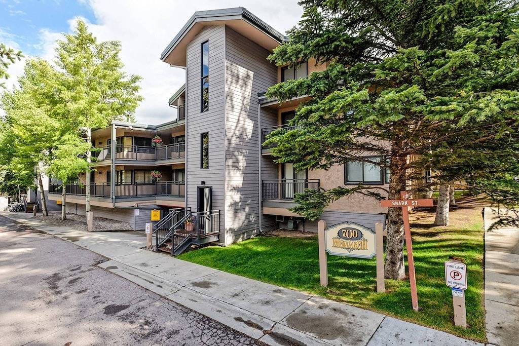 Ganze Wohnung, Three Blocks To Downtown! Parking, Wood Fp, W/D, With Portable Air Conditioning in Aspen, Aspen Snowmass