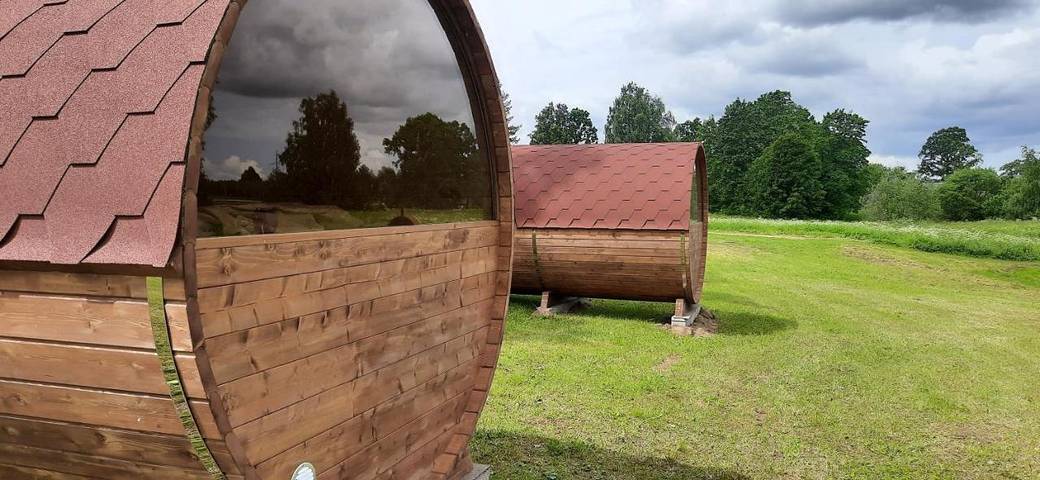 Camping für 9 Personen, mit Sauna und Whirlpool sowie Garten in Estland