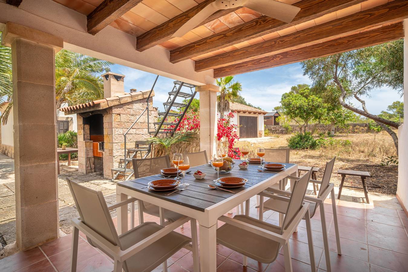 Can Jordi in Cala Llombards – Peaceful Mediterranean Retreat in Cala Llombards, Santanyí