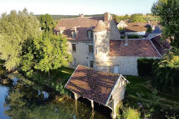 Gîte pour 3 personnes, avec jardin et terrasse dans Marnay-sur-Seine
