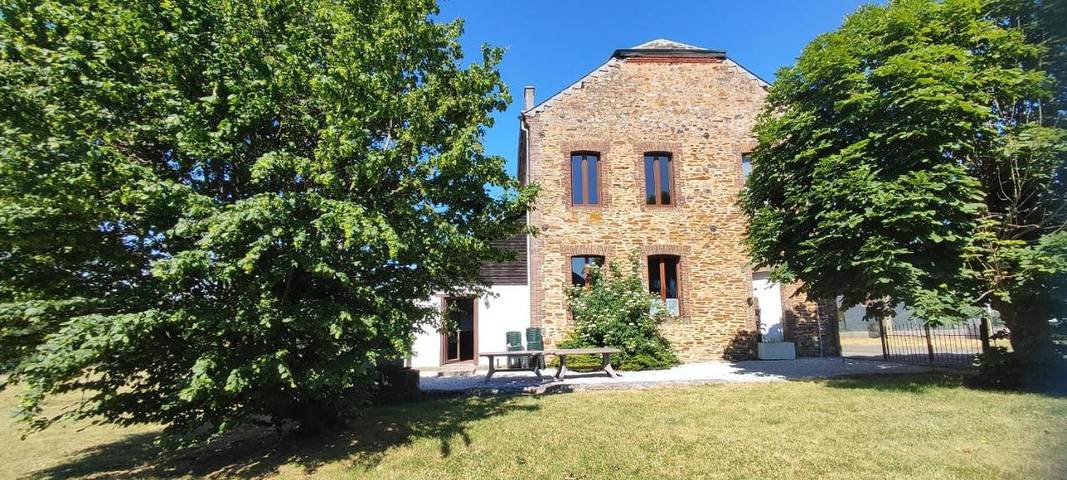 Location de vacances pour 15 personnes, avec terrasse à Brognon - 3