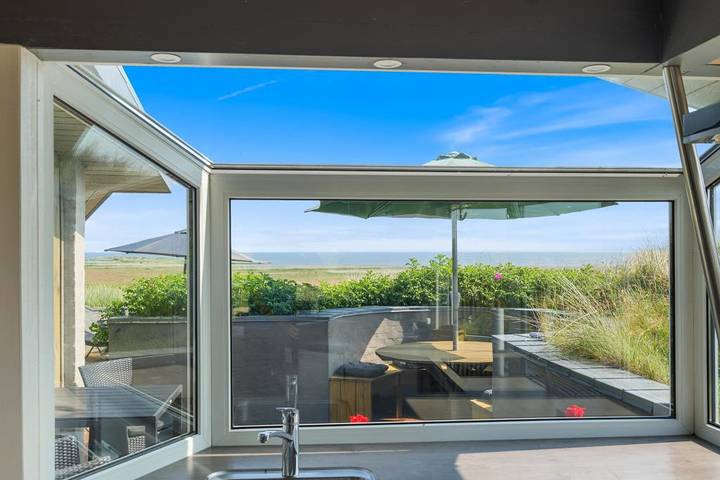 Charmantes Ferienhaus mit traumhaftem Ausblick und Wlan in Årgab, Holmsland Klit