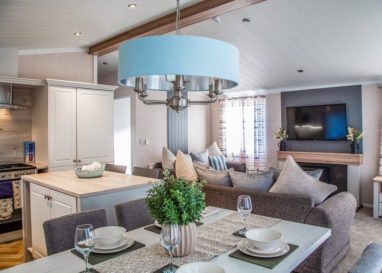 Lee View Lodge in Broxbourne, Hertfordshire
