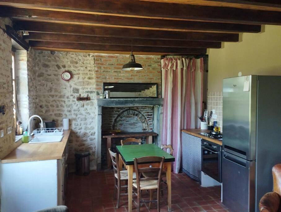 One-Bedroom House in Cesset, Allier