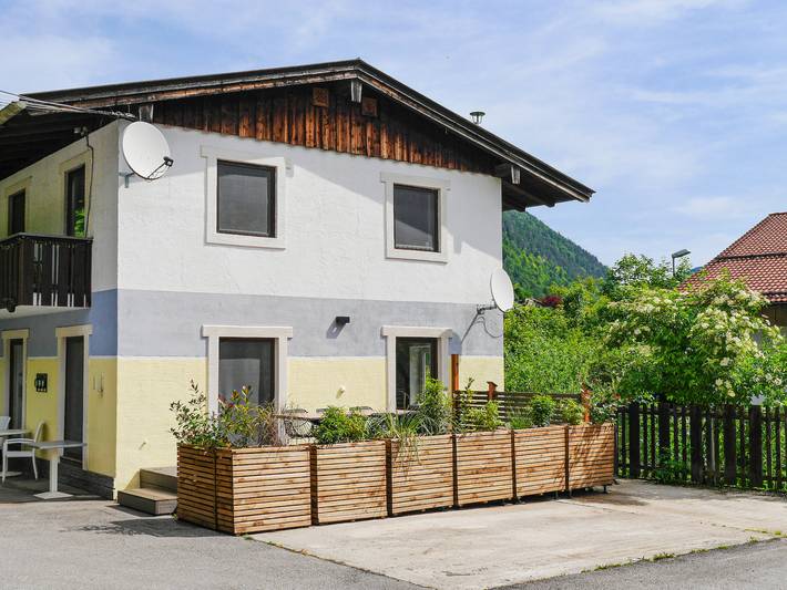 Ferienhaus für 6 Personen, mit Ausblick und Terrasse - 1
