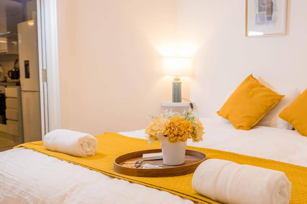 Entire apartment, Great location,families ,business travel,long stay discounts in Watford, Hertfordshire