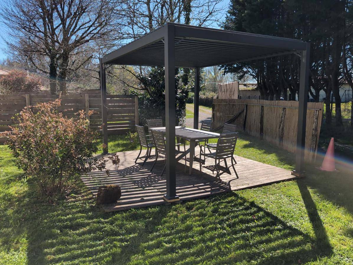 Appartement entier, Two-Bedroom Apartment in Salles, Région d'Arcachon