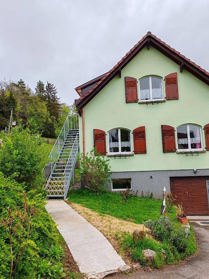 Gîte pour 4 personnes, avec jardin ainsi que terrasse et vue dans Station de Markstein Grand-Ballon - 2