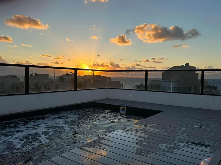 Apartamento de vacaciones para 11 personas, con balcón además de piscina y vistas - 1