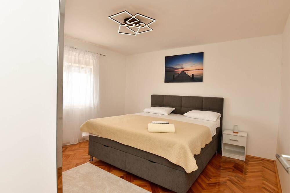 Holiday Home Dino by Villas Guide in Dalmatinisches Zagora