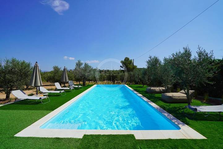 Villa für 18 Personen, mit Terrasse und Garten - 1