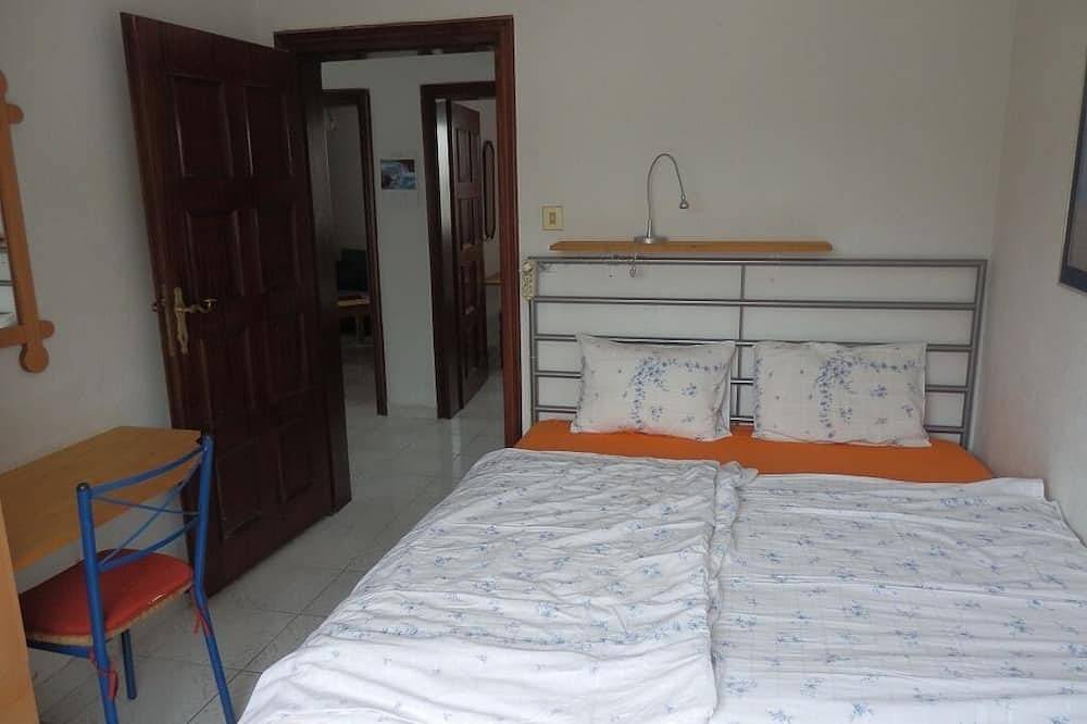 Privates Ferienhaus am Meer mit schönen Garten in ruhiger Lage in Nea Kallikratia, Kallikratia